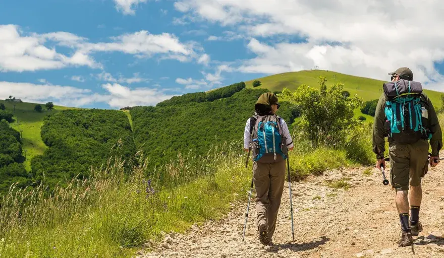 Distanza tra Assisi e Loreto - km, tempi e percorso a piedi